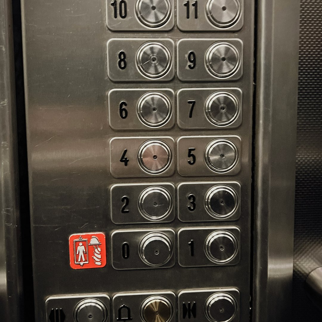 Lift modernisation solutions for commercial buildings in Dublin